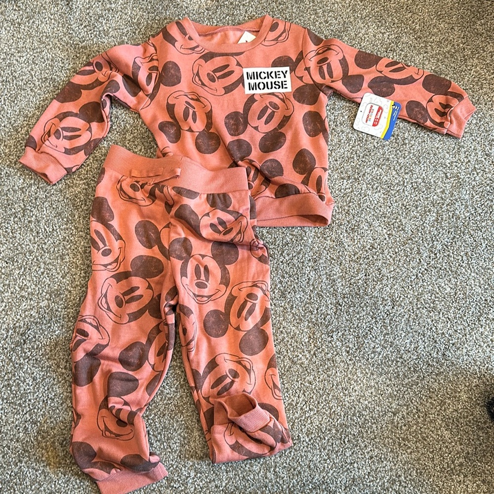 NWT Mickey Outfit